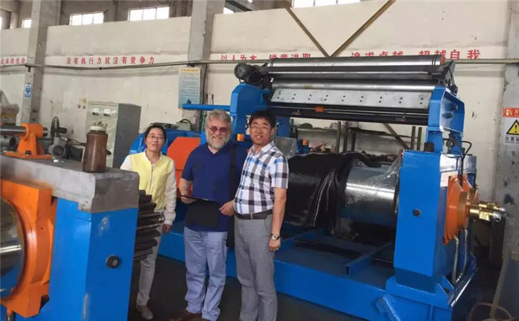 3 xk-560 rubber open mixing mill (2).jpg